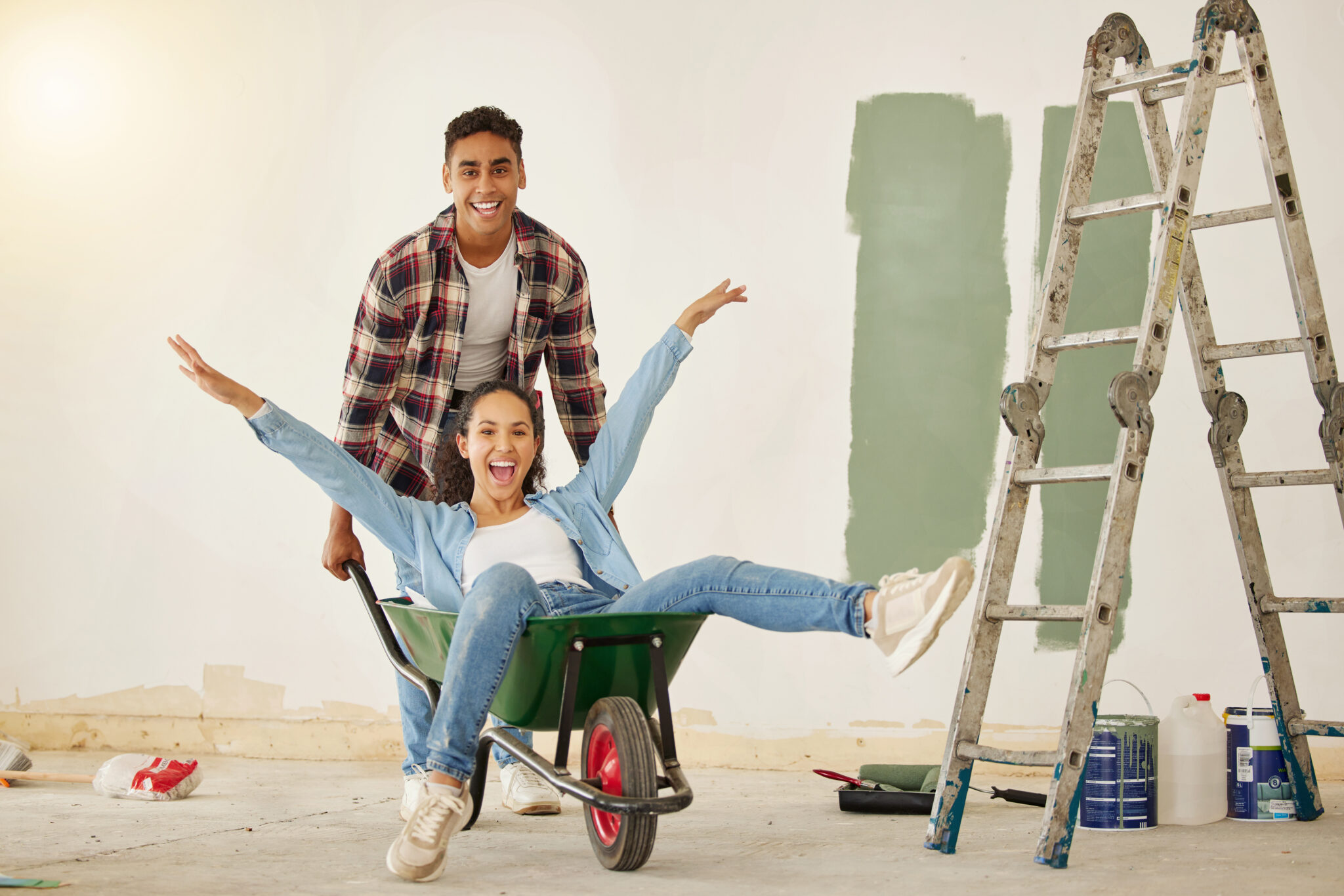 Teamwork painting interior design and couple work 2026 01 09 09 48 55 utc